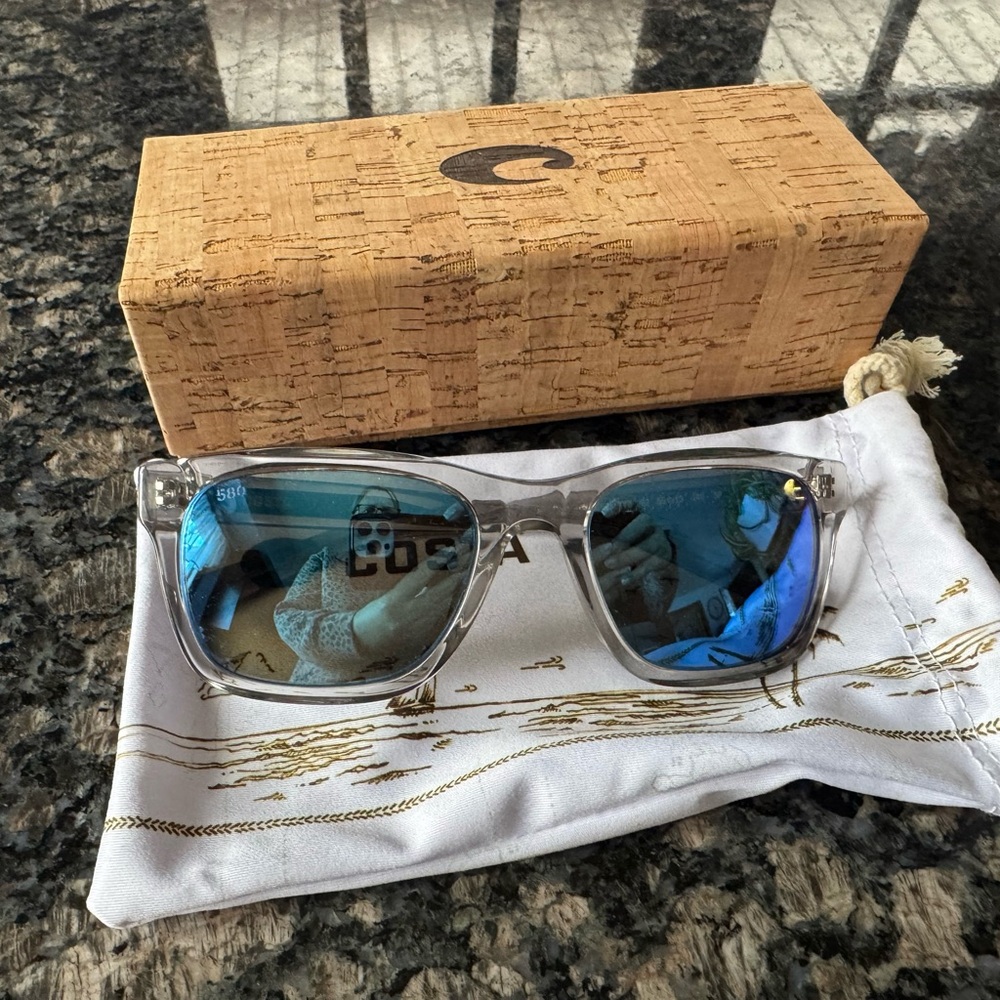 Costa Tybee Sunglasses with Blue Lenses new